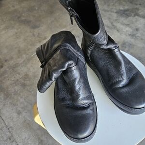 Fitflop leather boots